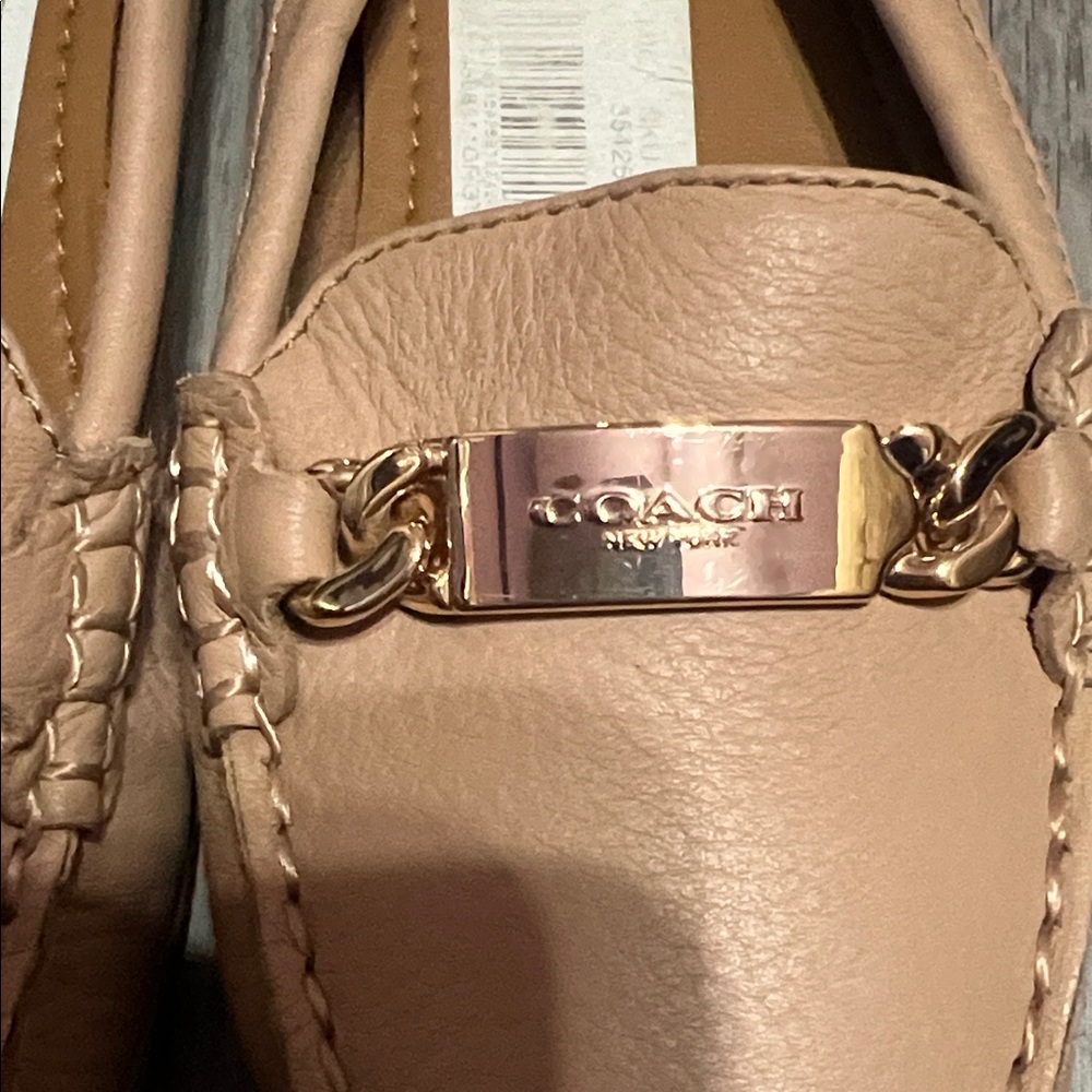 Coach Women's Tan Leather Loafers with Gold Hardware - Picture 2 of 6